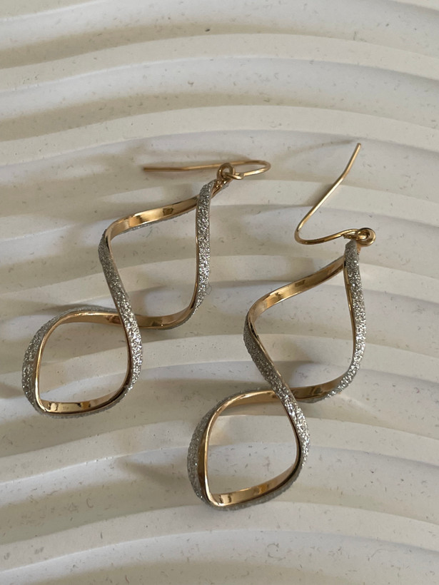 گوشواره آویز مارپیچ گلیتردار ER-031